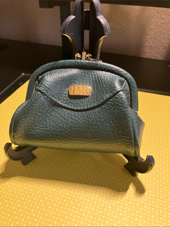 Accessories - Helena Rubinstein vintage coin purse